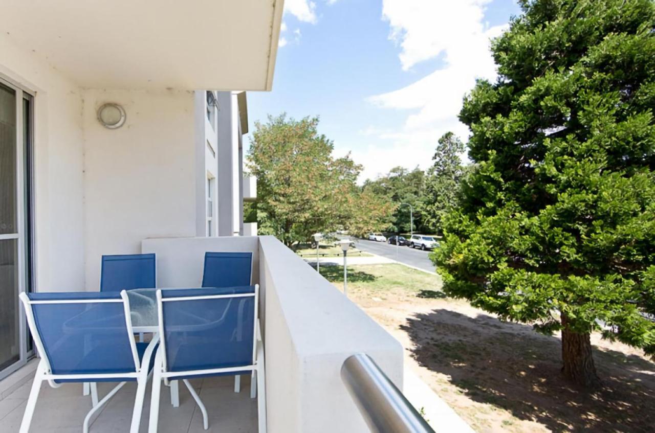 Trieste - Kingston Apartment Канберра Экстерьер фото