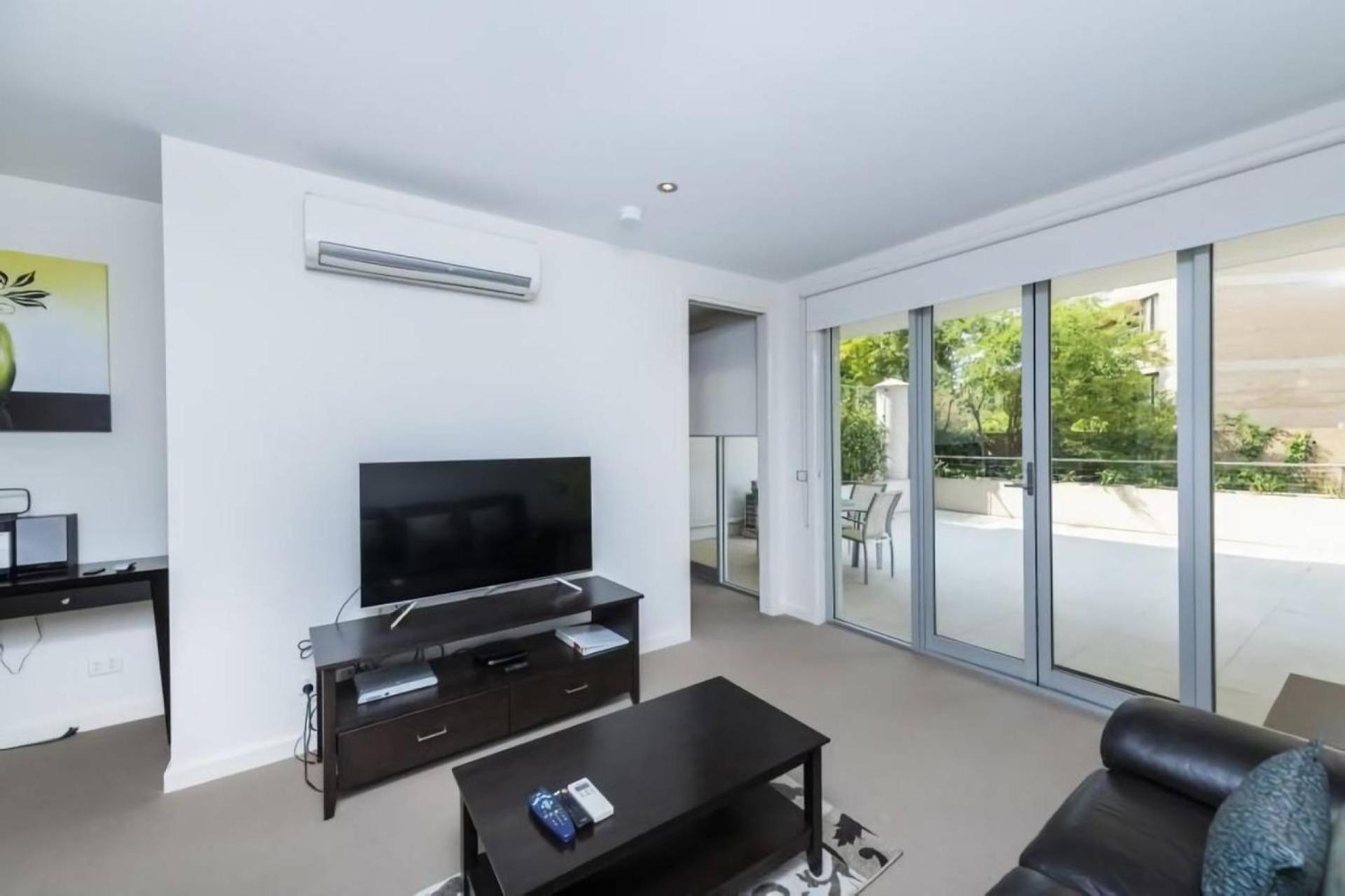 Trieste - Kingston Apartment Канберра Экстерьер фото